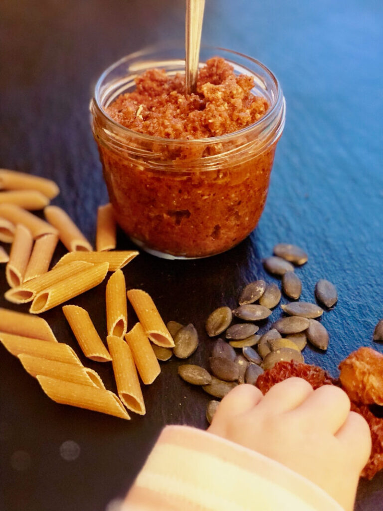 Tomatenpesto mit Kürbiskernen