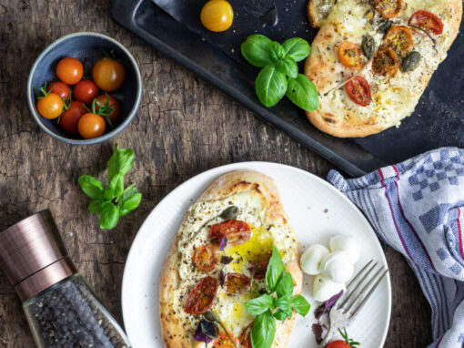 Rahmfladen caprese
