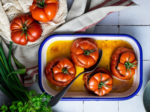 Gefüllte Tomaten mit Rinderhack – Herzhaft & Ofenfrisch