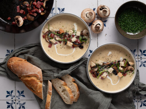 Französische Baguettesuppe mit Gruyère – Herzhaft & cremig