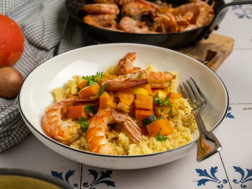 Kürbis-Süßkartoffel-Curry mit Garnelen und Zitronengras – aromatisch & cremig