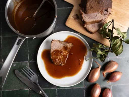 Rinderbraten klassisch im Backofen – langsam geschmort