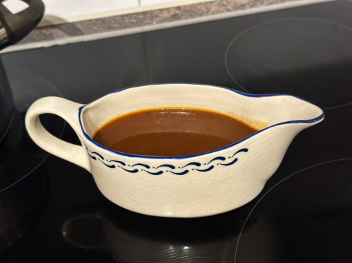 Vegane Bratensauce – einfaches Rezept mit viel Geschmack