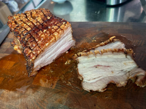 Krustenbraten aus Schweinebauch aus der Heißluftfritteuse