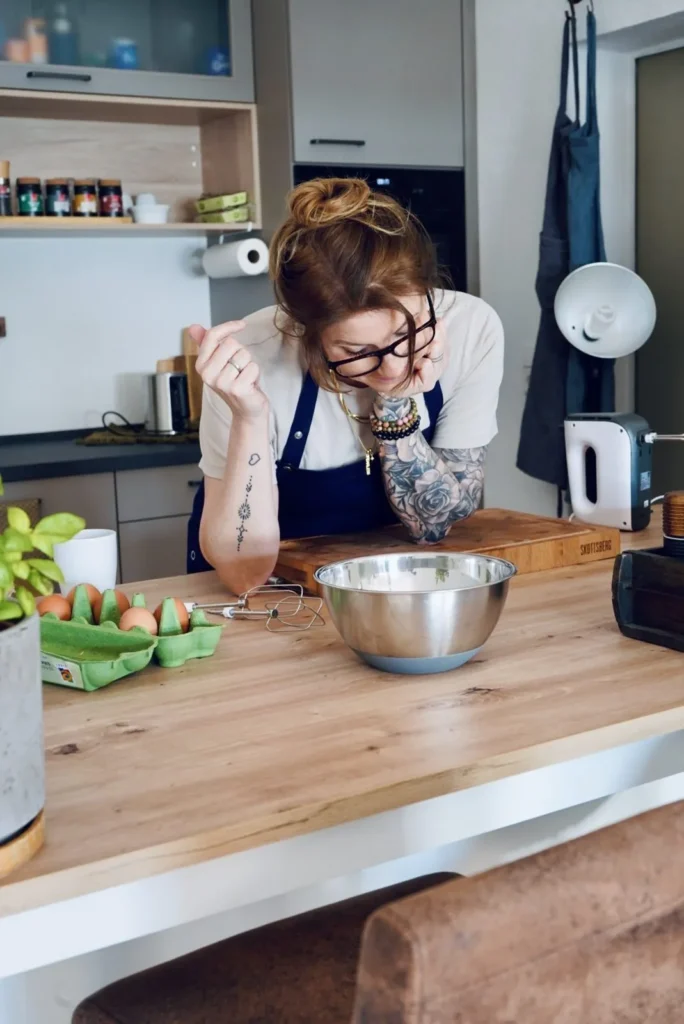 Christina Becher in ihrer Showküche in der Foodlocation in Wesseling