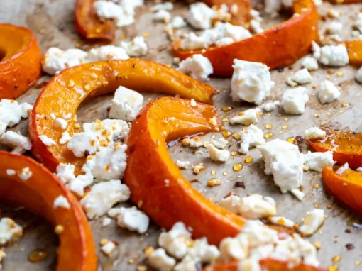 Ofenkürbis mit Feta und Honig